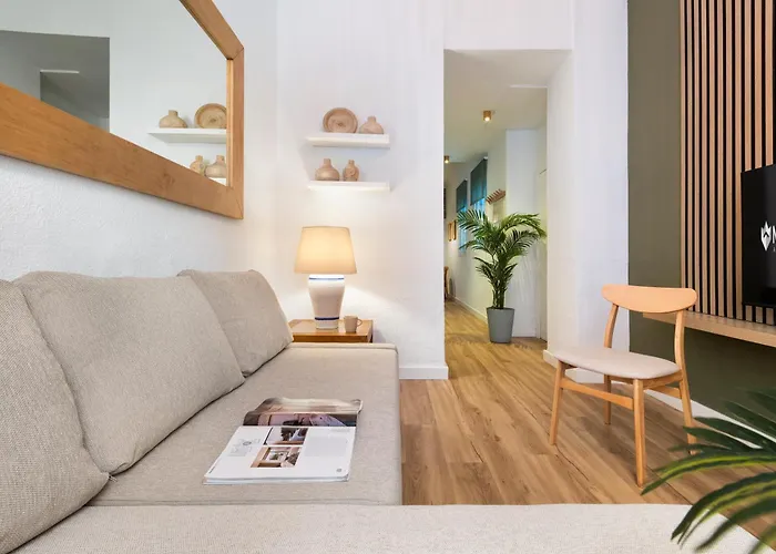 Magno Apartments Ave Maria
